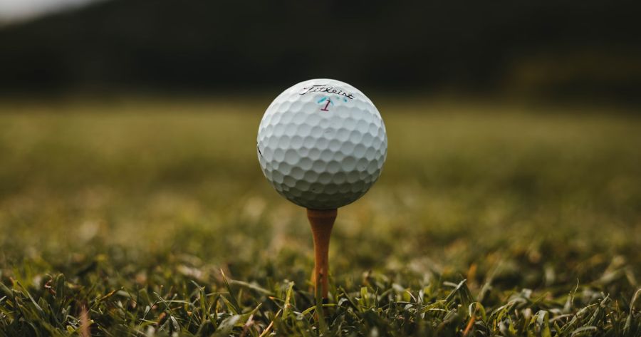 What Do the Numbers on Golf Balls Mean- almightygolf - single digit